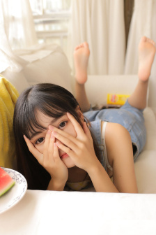 男的和女生在一起怼怼怼